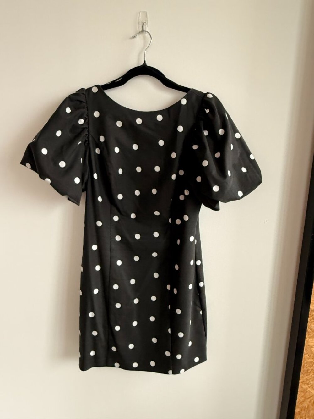 Express Polka Dot Puff Sleeve Mini Sheath Dress Black White Stretch Cotton
